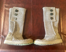 UGG Classic Cardy Women's Gray Knit Wool Button Sweater Boots US 9 EU 40