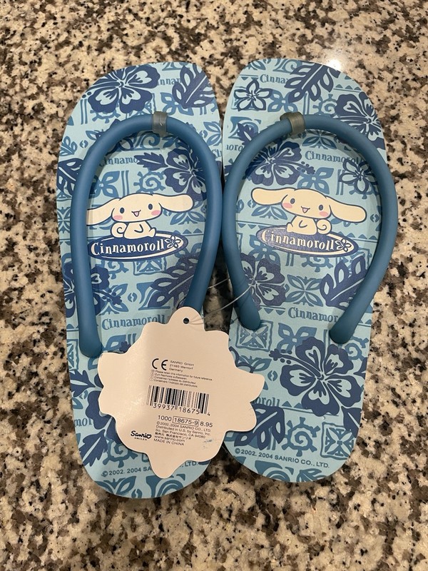 Y2K Sanrio Cinnamoroll Flip Flops one size Blue Floral Sandal Size 7-7.5 Womens