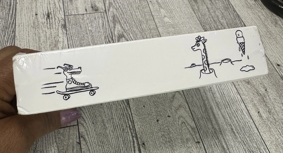 WhatchamaDRAWit Game, Fast Action, Fun-filled Drawing Game 2010 BRAND NEW SEALED - Image 4 of 4