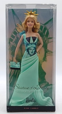 DotW Statue of Liberty Barbie / Dolls of the World Landmark / Mattel T3772, NrfB