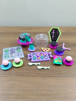 Monster High Coffin Bean Cafe  Cupcakes Cookie Tray Cake Menu Board Latte Coffee