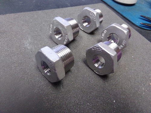 (Lot of 5) Stainless Pipe Bushing 3/4" x 1/4" Type 304 (c) - Picture 2 of 8