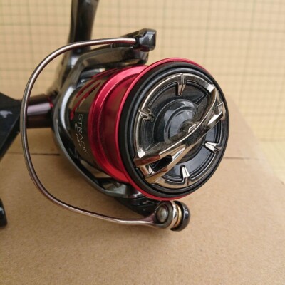 シマノ STRADIC ci4+ C2500HGS s-l400.jpg