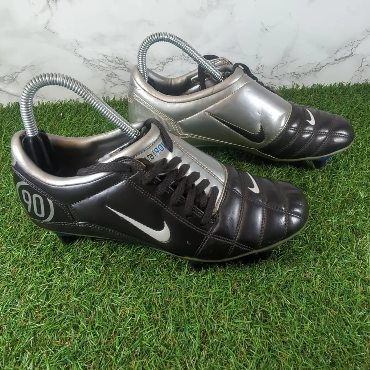 Nike 90 hotsell boots