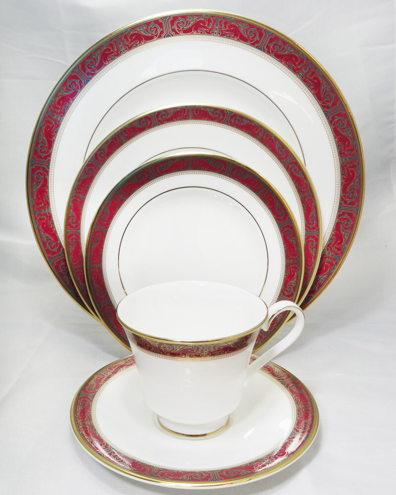 イギリス製RoyalDoulton ロイヤル・ドルトン マルティニーク イギリス製RoyalDoulton ロイヤル・ドルトン マルティニーク