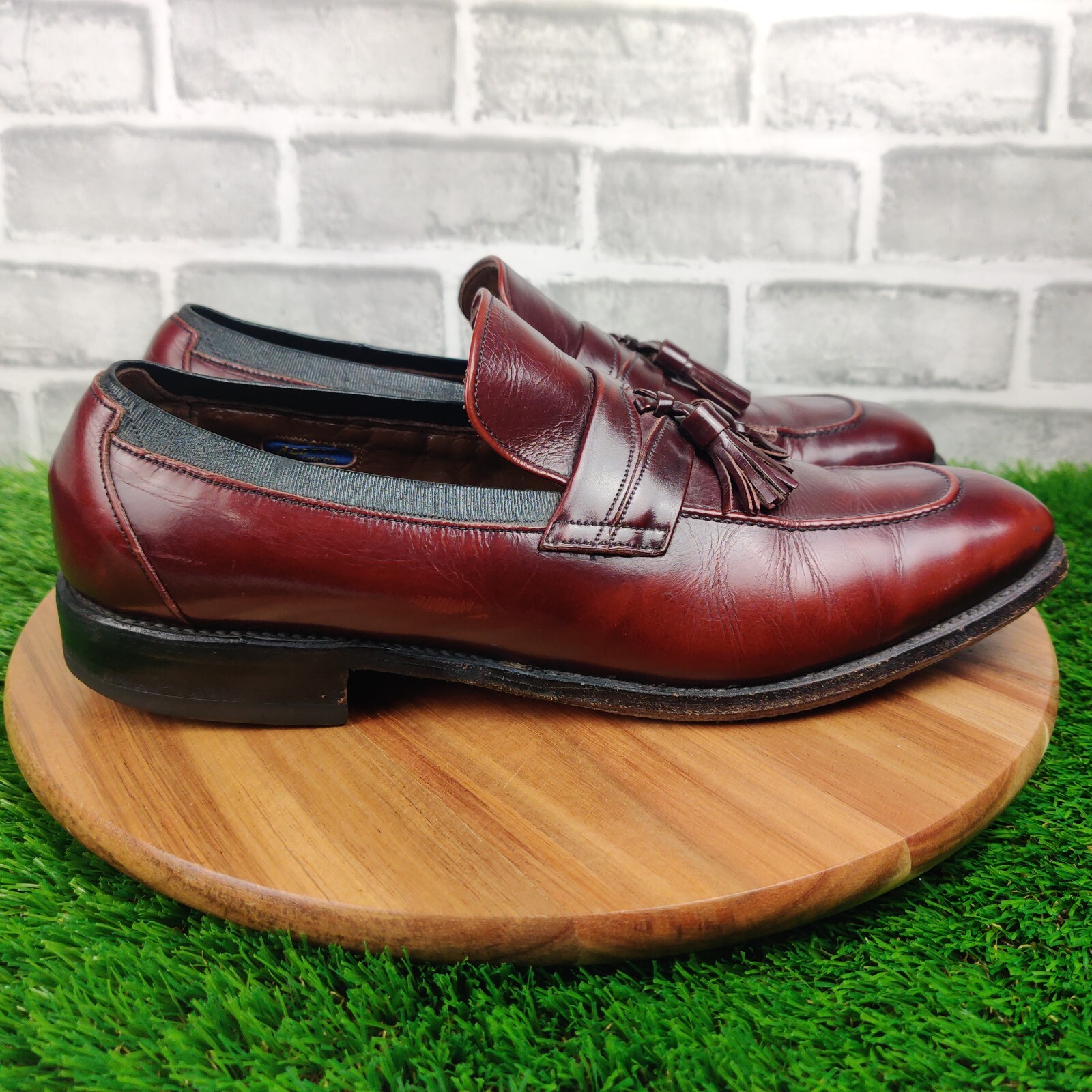 Allen Edmonds Biscayne Burgundy Tassel Apron Toe Loafer Shoes
