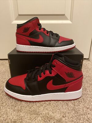 Nike Air Jordan‎ 1 Mid Banned Black Red Shoes Sz 5.5Y Nike Air Jordan 1 Mid Banned Black Red White 554724-074 Mens  main image 4
