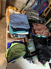 Large Lot Of Vintage Women  s Clothing 37 Pieces