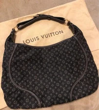 Louis Vuitton Monogram Mini Run Manon MM Ebene