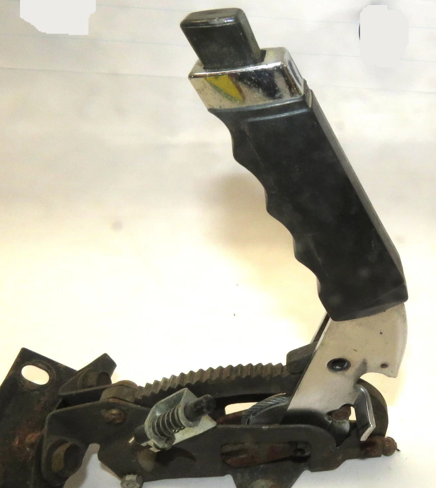 Chevrolet Corvette 1969-1975 montaje de freno de estacionamiento Corvette C3 Foto 3 de 4