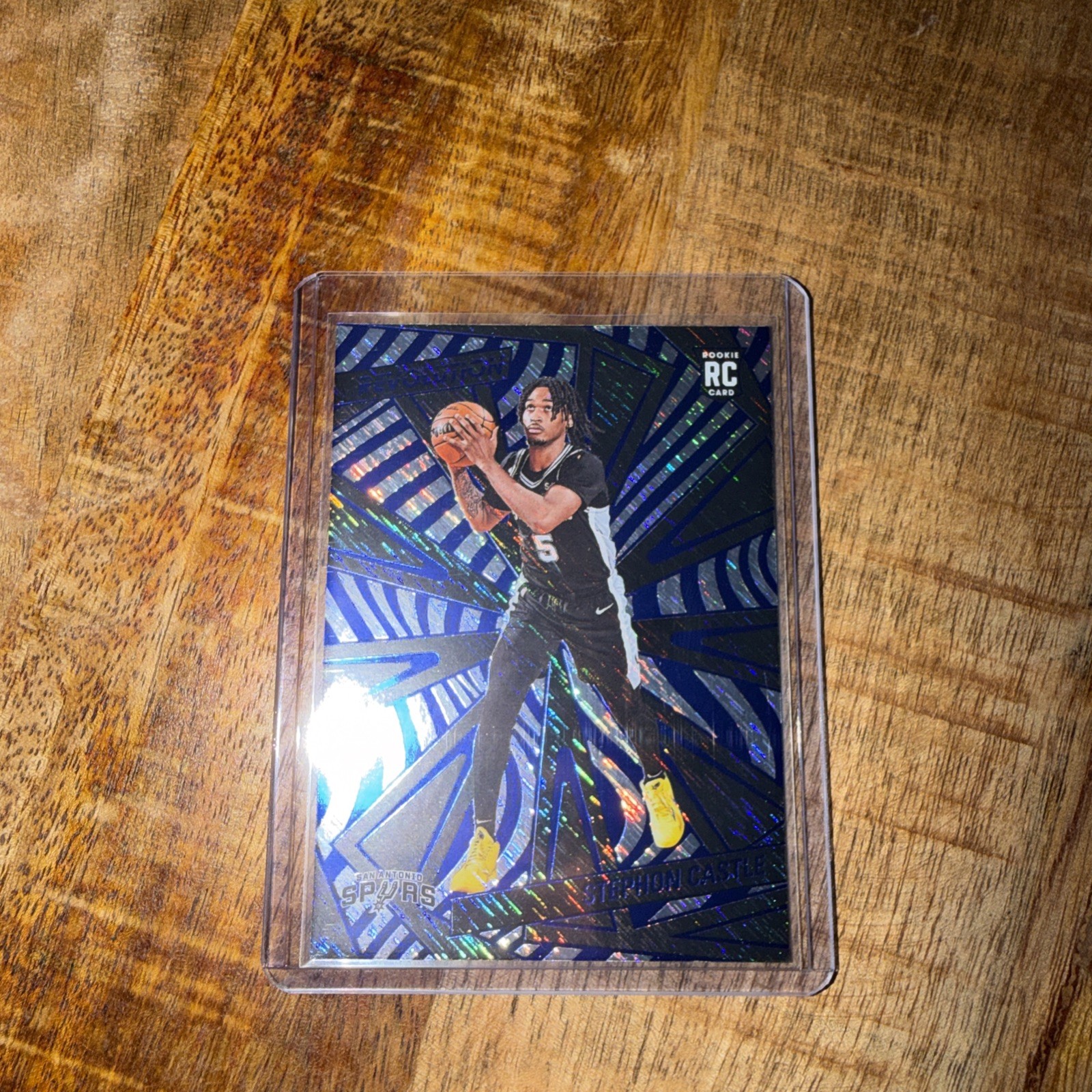 2024-25 Panini Revolution - Rookies Stephon Castle #116 Blue Storm (RC)