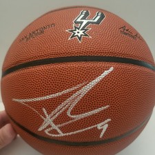 San Antonio Spurs Tony Parker Signed Wilson Basketball- Schwartz Certified