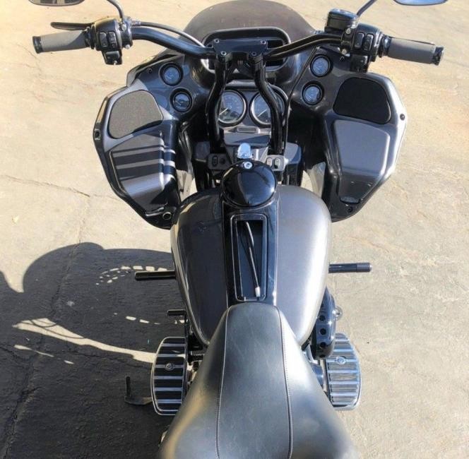 Bung King BLACK Engine Guard Crash Bar 2009-2016 Harley Touring FCBFLH0916