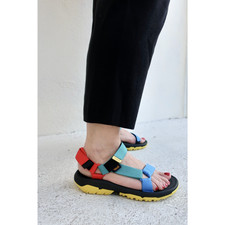 NEW Teva W Hurricane Colorful XLT2 Strappy Sandals Size 6
