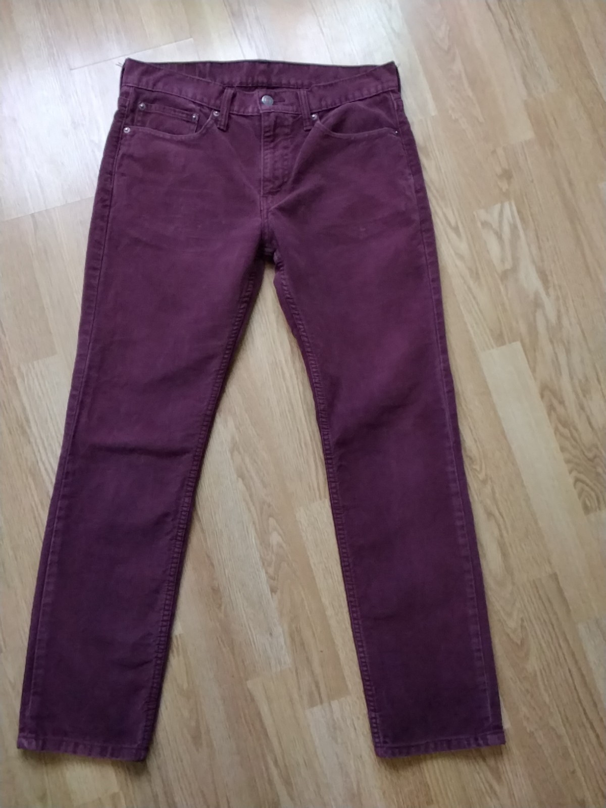 LEVI 511 SLIM JEANS W32 L30 RARE WINE COLOUR