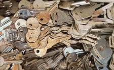 Mixed Lot 100 ILCO UNCUT KEY BLANKS Vintage Lock Crafts Steampunk Locksmith