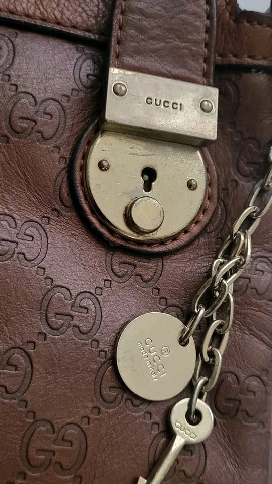 Gucci Authentic Brown Leather Embossed Messenger Bag - Image 4 of 4