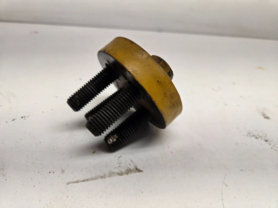 Ford F650 2007 7,2 Caterpillar Cat C7 equilibrador amortiguador de vibración soporte de polea Foto 3 de 4