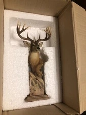 2003 Mill Creek Studios The Lookout Deer Sculpture MCSI 38430  Wildlife