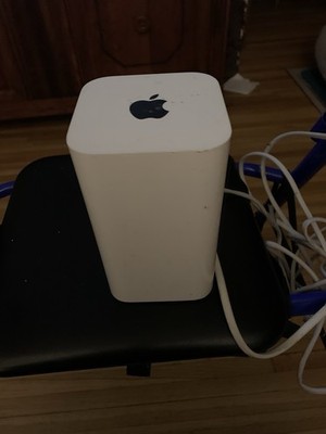 Apple AirPort Extreme A1521 | 3 Port Base Station Wireless Router ME918LL/A
