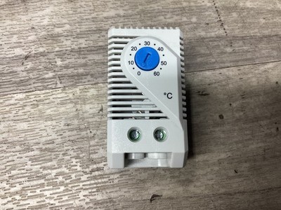 STEGO type KYS 011, Model 01147.9-00 Compact Thermostat  #146N156