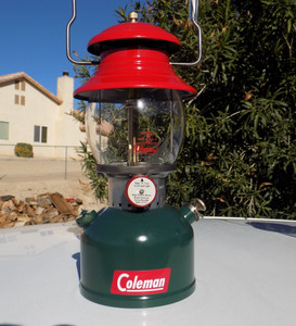 XLNT 7/1959 Coleman 200A CUSTOM Christmas Lantern-Working-Perfect Ventilator