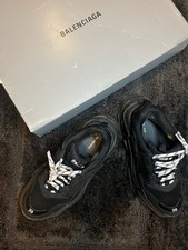 AUTHENTIC BALENCIAGA triple S Black WITH OG BOX  (men’s 7) **DM BEFORE BUYING**