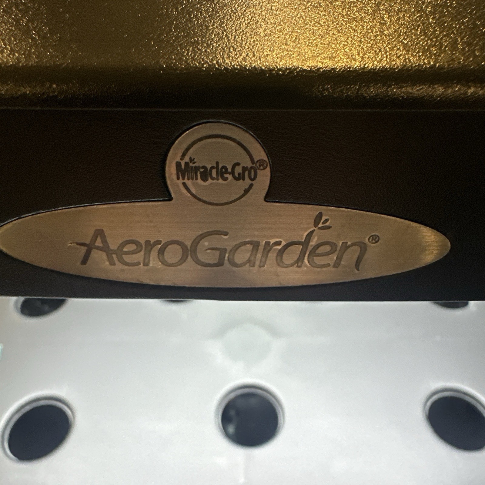 Aerogarden  LED Indoor 7 Pod Home Garden #100612 Hydroponic System - NEW