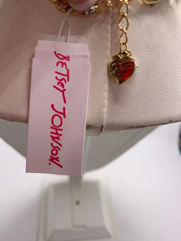 COLAR PINGENTE ESPINHA DE PEIXE GLITTER RECIFE BETSEY JOHNSON US$ 68 EM TONS DE ROSA A30h - Imagem 4 de 4