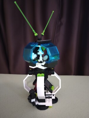Lego System Set From Space Theme. Set Number: 6899