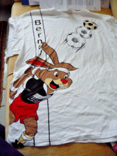 T Shirt BERNI Uefa Fussball 1987 Größe ca Large gebraucht