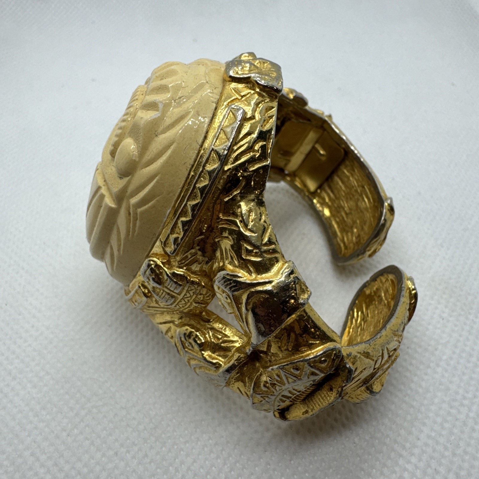 Vintage Kenneth Jay Lane KJL Carved Scarab Gold T… - image 2