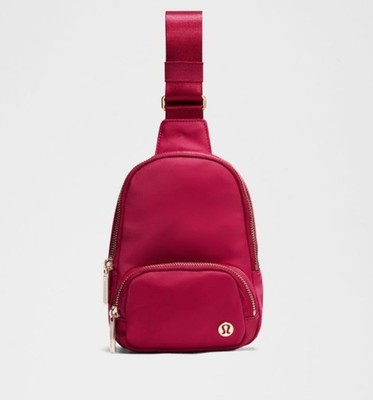 NWT LULULEMON Everywhere Sling Bag Small 2L~BERRY RUMBLE