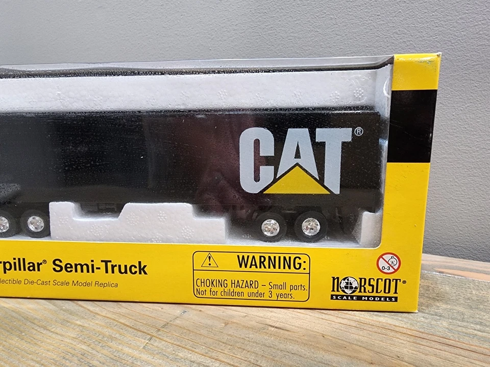 2001 VINTAGE CAT Semi-Truck Norscot No. 55054 1/64th Scale NEW IN ORIGINAL BOX - Image 2 of 4