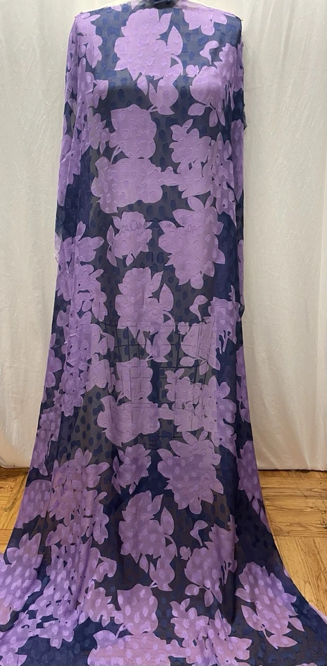 Tela de gasa de seda 100 % impresionante floral Burnout 2 yardas de largo 44 "ancho Foto 2 de 4