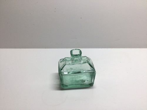 Small Antique Burst Top Boat Style Inkwell.