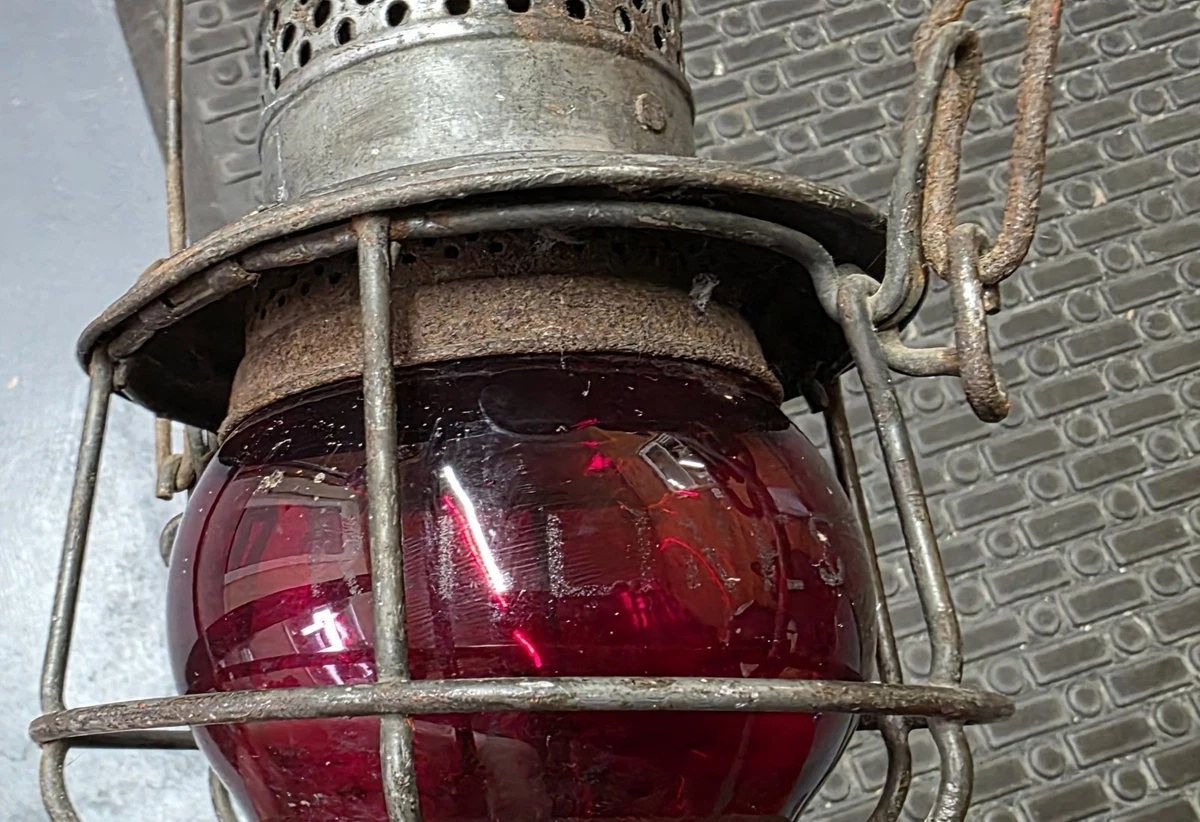 THE ADAMS & WESTLAKE COMPANY Collectible Railroad Lanterns & Lamps
