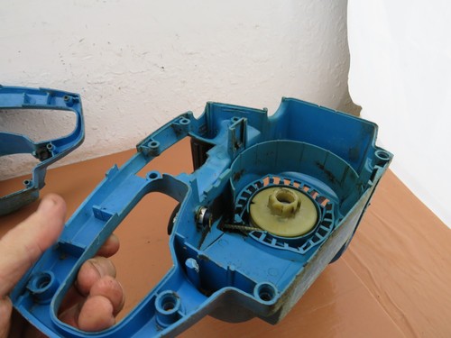 Remington Sportsman II Chainsaw OEM Crankcase / Recoil 69102 - Picture 7 of 9