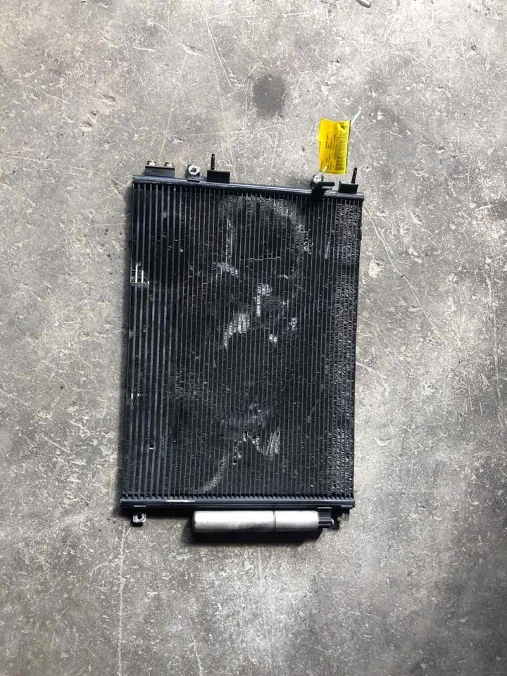 Dodge Charger 2006-2022 sedán aire acondicionado condensador 3,5 L 6 cilindros Foto 4 de 4