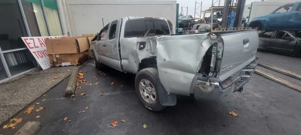 2011-2016, Toyota Tacoma, Moldura de Chão de Mudança, Número da Peça: 55432-04073-B0 - Imagem 4 de 4