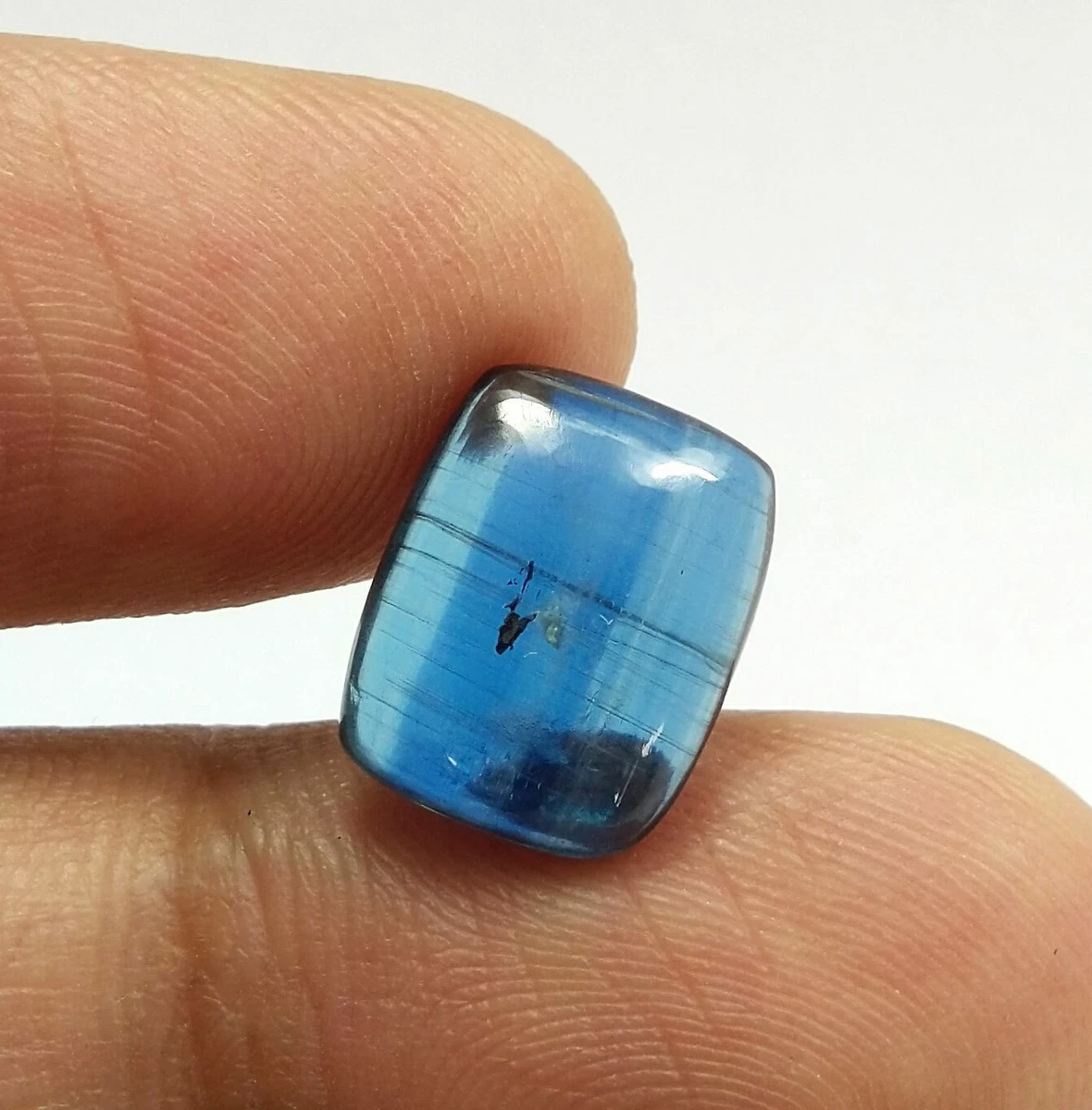 Saphir Cabochon Traité - 9,12 Carats - Bleu - Clarté I1/2 - Neuf Sans Emballage