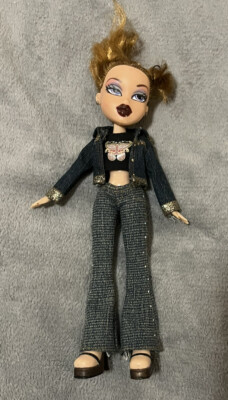 Vintage 2001 MGA Bratz 10'' Fashion Doll w/ Shoes Pants Denim Outfit Shirt Toy