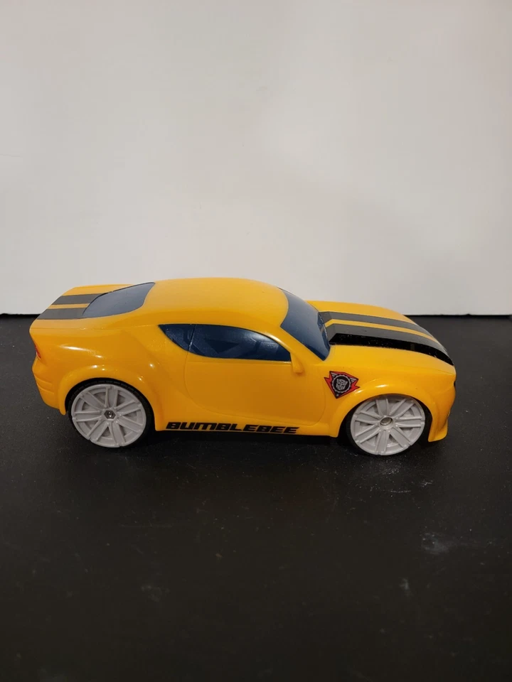 Transformers Radio Control Bumblebee R/C Toy Car Hasbro 2009 - Image 4 of 4