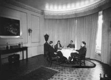 Actress And Dancer Tilly Losch Having Drinks At Home Old Photo