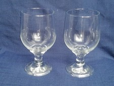 2 ST. BERLINER WEISSE GLÄSER, DESSERT GLÄSER; EISBECHER, standfest sehr gut