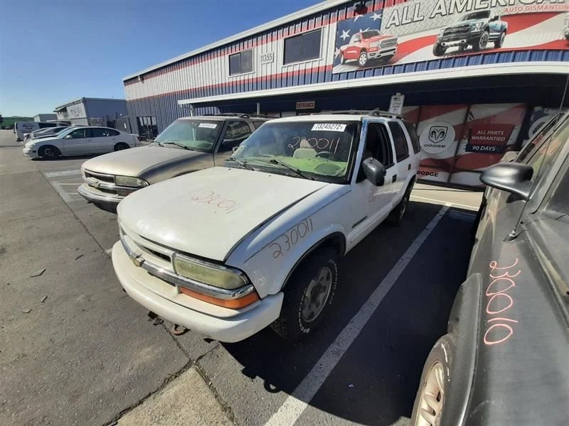 1999-2005 BLAZER S10/JIMMY S15 Passenger Side View Mirror Power Black 15105940 - Изображение 2 из 4