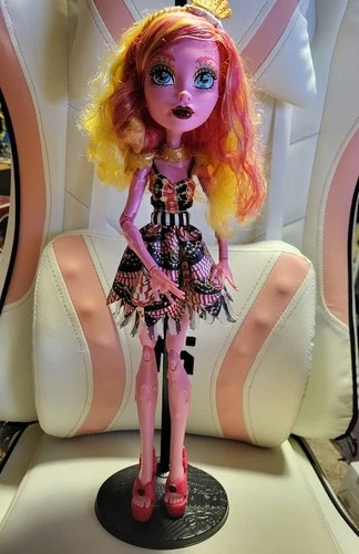 Monster High Frightfully Tall Gooliope Jellington Freak Du Chic