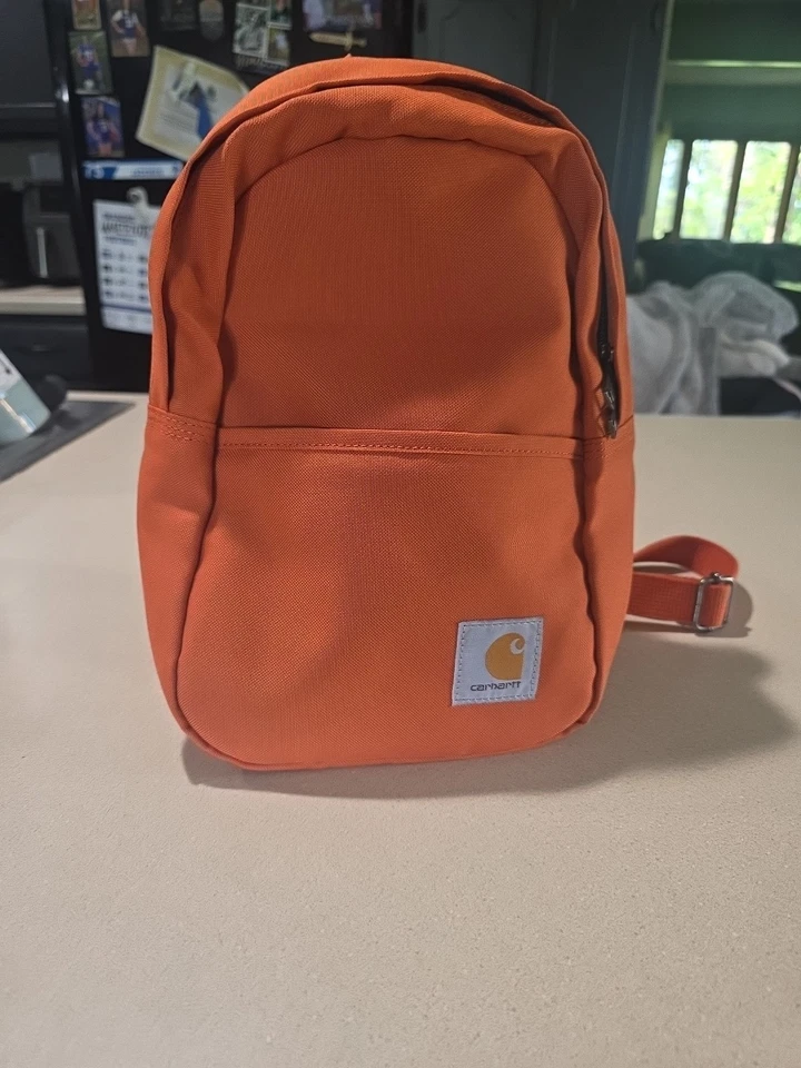 Dark orange carhartt mini backpack, adjustable straps, never used - Image 4 of 4