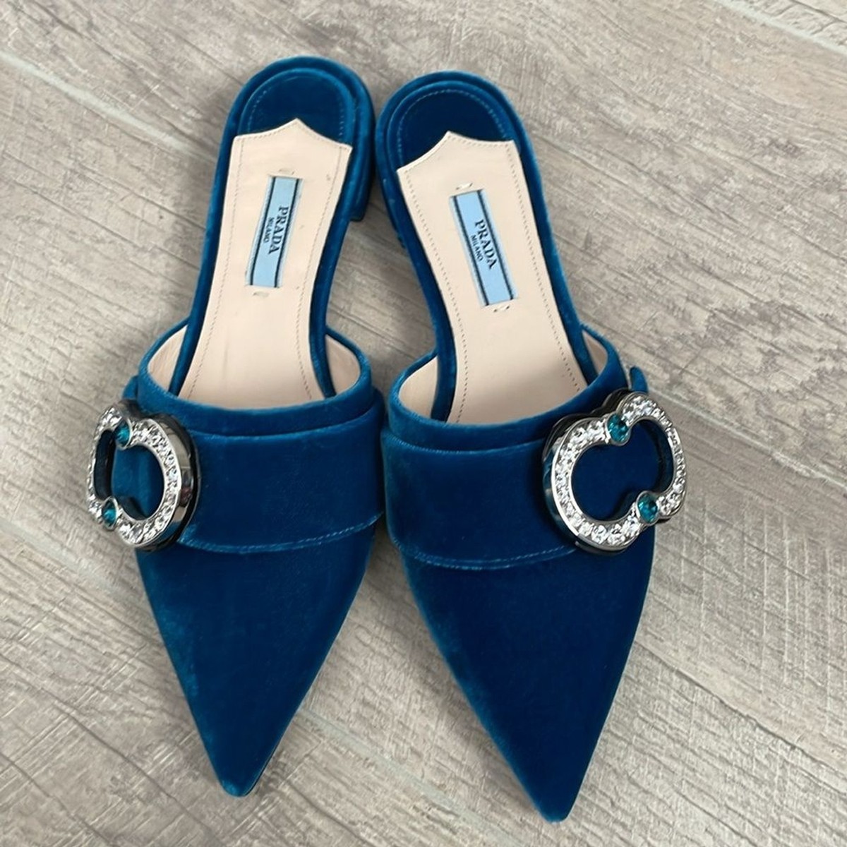 靴 PRADA Velvet Mules Prada Blue Velvet Pointed Toe Mules with Crystal Embellishments