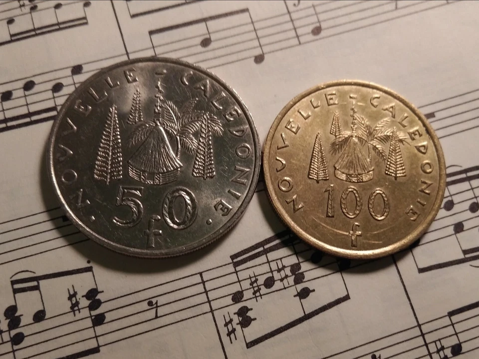 NEW CALEDONIA 50 + 100 F 2009 KM13a+15a Late types New metal compositions SCARCE - Image 2 of 2